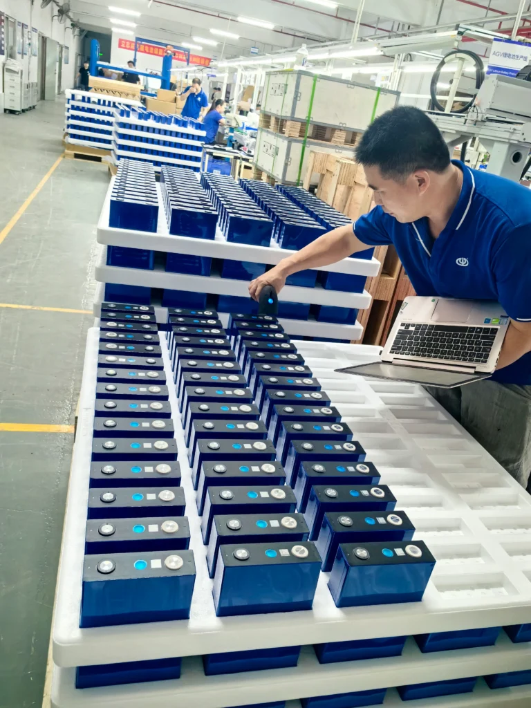 ·028 Eve 3.2V100Ah 扫码 做记录